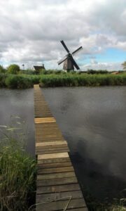 245m lange brug tussen vosse eiland en zegerbos