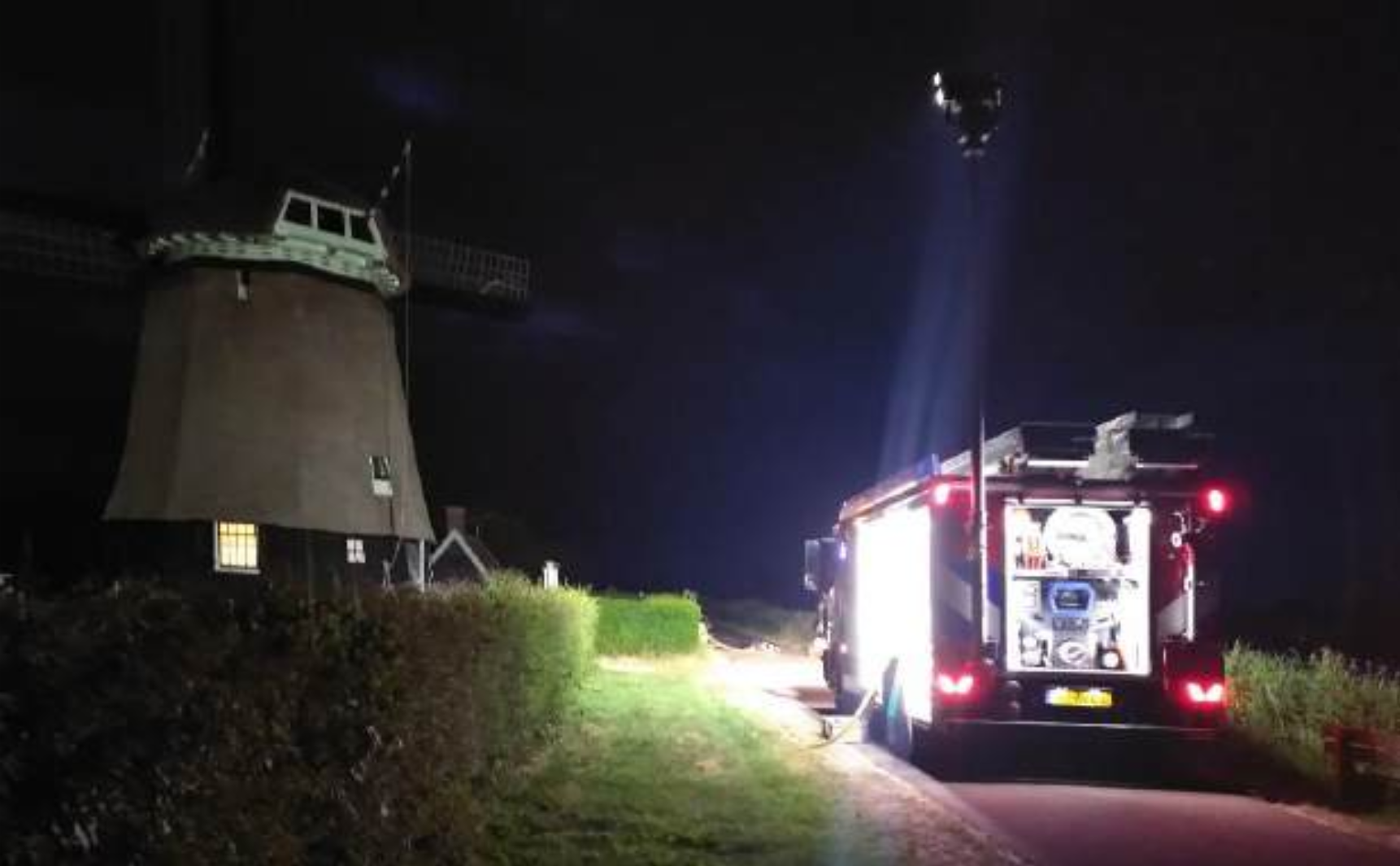 Brandweer paraat bij